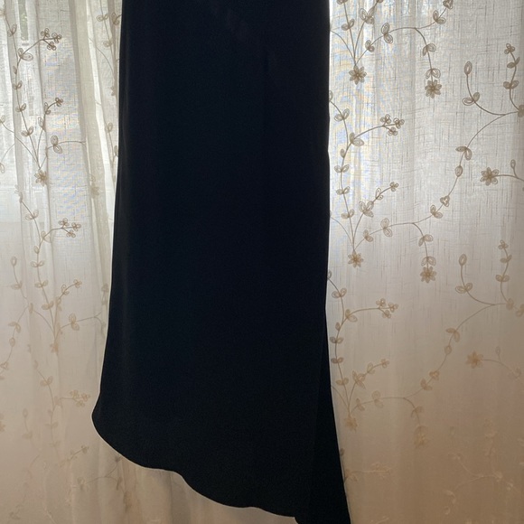 Black formal dress with satin inlay detail - Picture 3 of 5